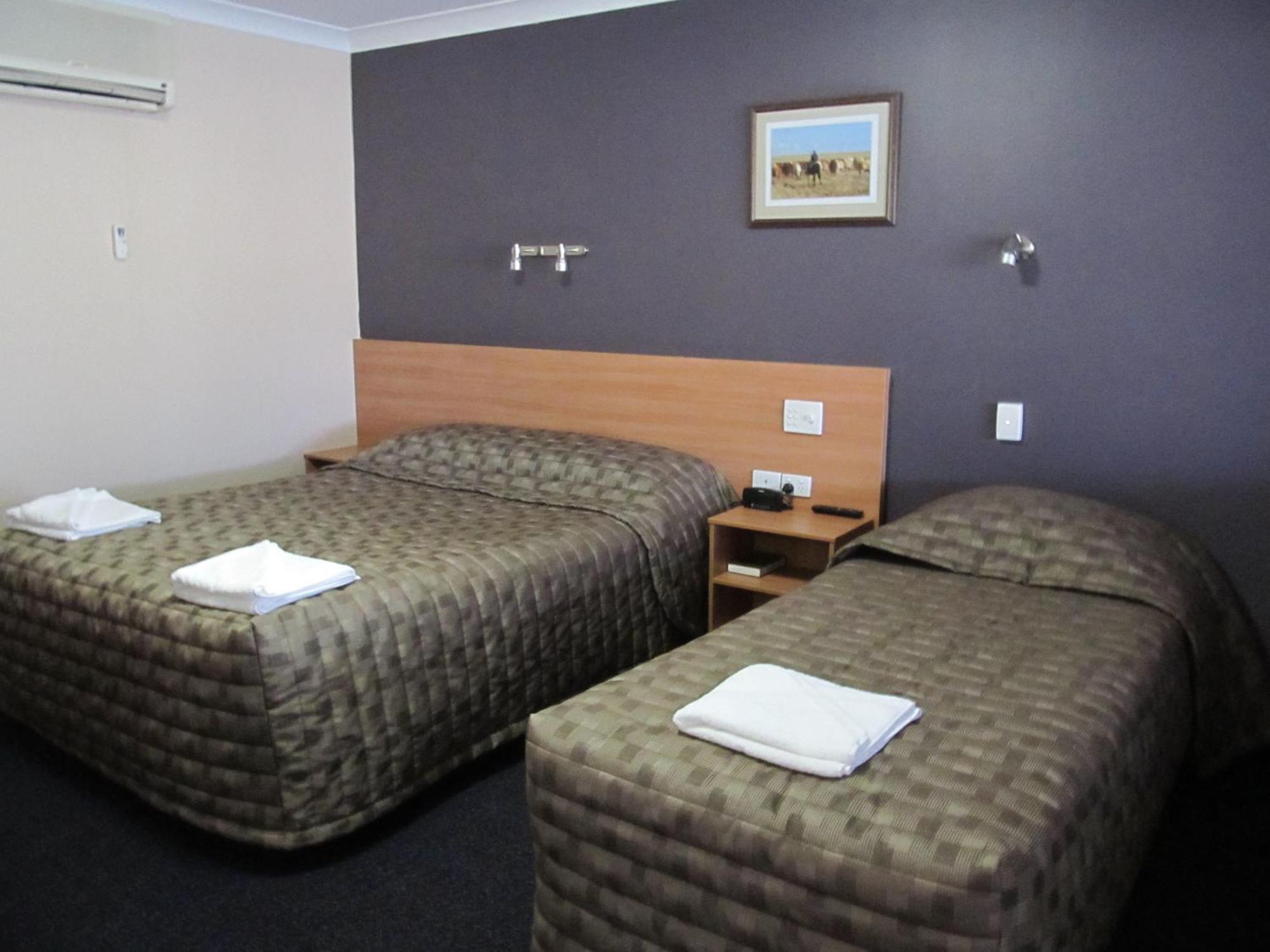 Sunpalms Motel Rockhampton Oda fotoğraf